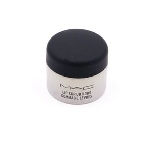 MAC  - Lip Scrubtious  - Sweet Vanilla - .47 oz / 14 ml